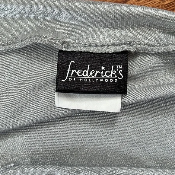 Shiny Silver Off Shoulder O-ring Mini Dress - Picture 4 of 6